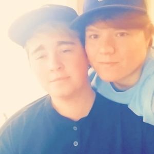 Meet your Posher, Ariel